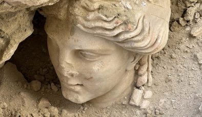 Laodikya’da ‘Hygieia’ heykelinin başı bulundu