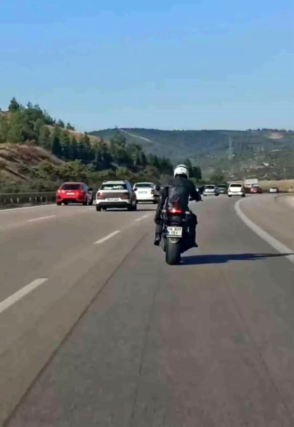 Bursa’da Motosikletli Dans ve Tehlikeli Sollama