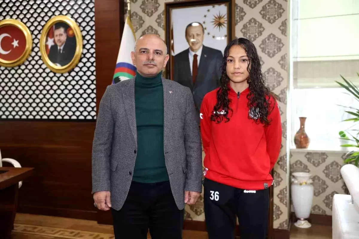 Medine Ravza Güleç Galatasaray Kadın FK’ya Transfer Oldu