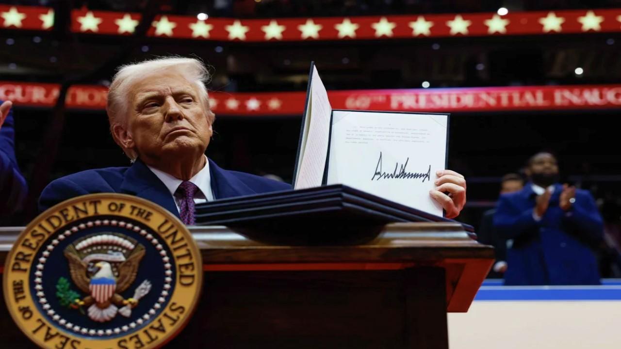 Trump, Kanada ve Meksika’nın yanı sıra AB’ye de tarife uygulanacağı mesajını verdi