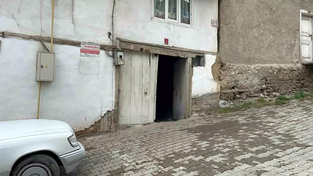 Tosya’da Tüfekle Vurulan Adam Hayatını Kaybetti