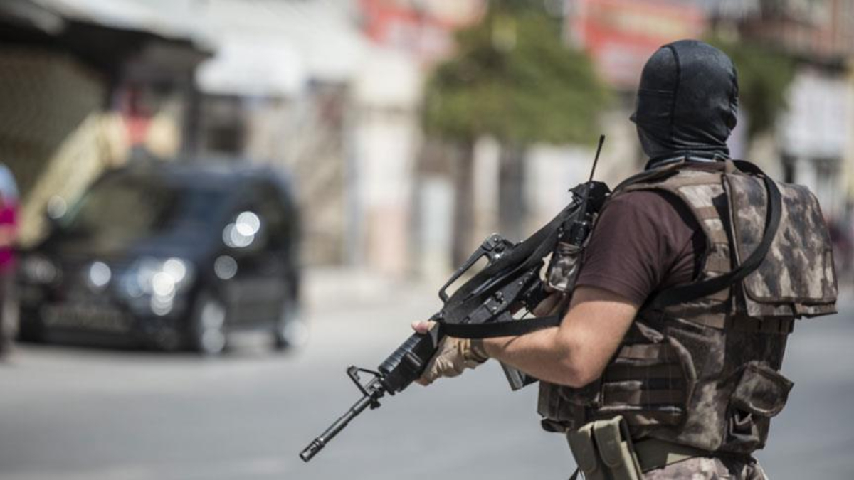 DEAŞ’a finansman sağlayan 27 şüpheliye gözaltı kararı